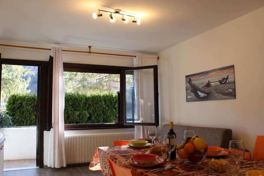 Fronte LagoResidencegarden, Moderno Appartamento Кальчераніка-аль-Лаґо Екстер'єр фото